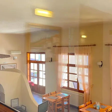 Philoxenia Hotel